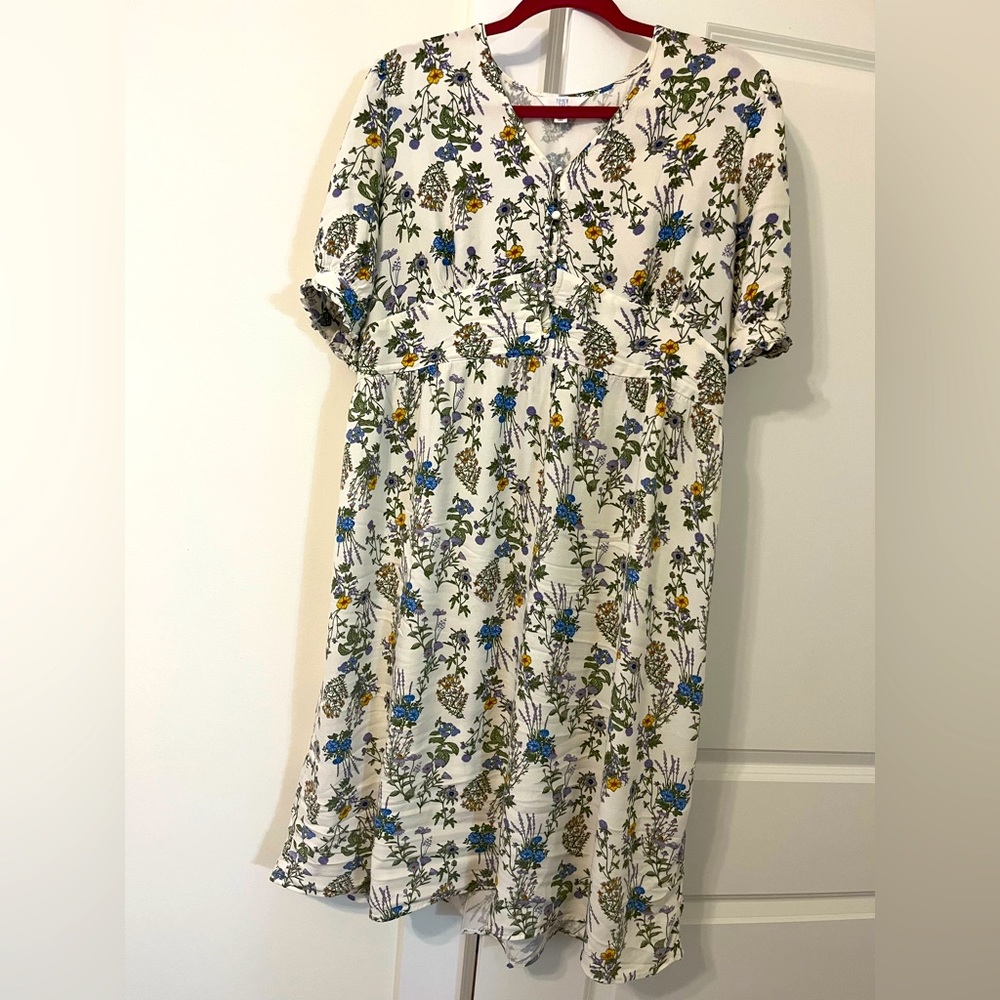 NWOT floral Prairie Dress 👗💕